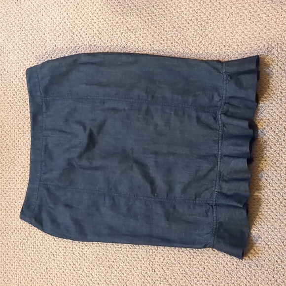 Armani Collezioni Dresses & Skirts - Armani Collezioni Ruffle hem pencil Skirt